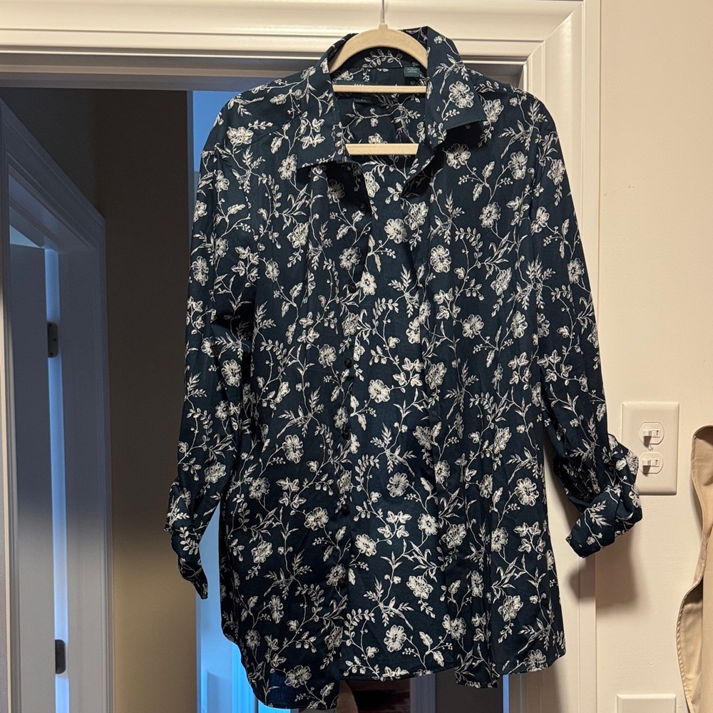 Perry Ellis Floral Button-Up Shirt